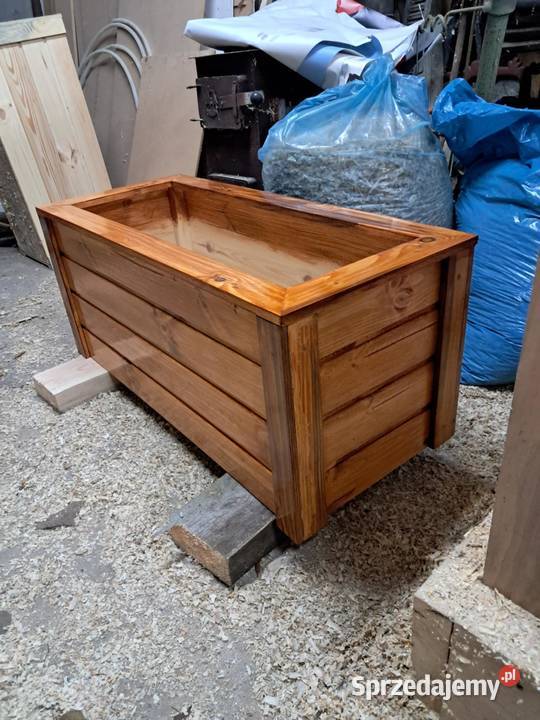 drewniane doniczkidonice ogrodowe inny kolor mazowieckie Drobin sprzedam