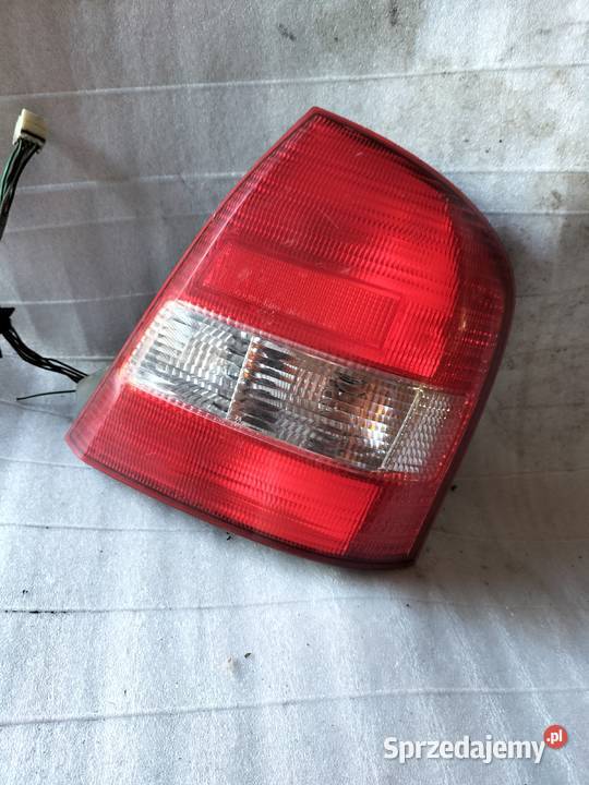 Lampa tył prawa Mazda 323f BJ Oświetlenie Kamień-Kolonia