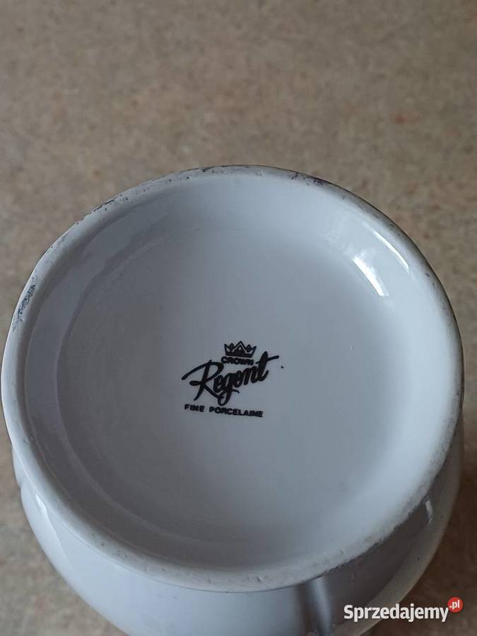 vintage wazon z białej porcelany małopolskie Nowy Targ