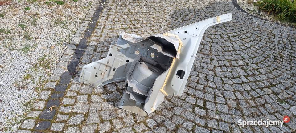 Prawa ćwiartka Renault Trafic 3 i 4