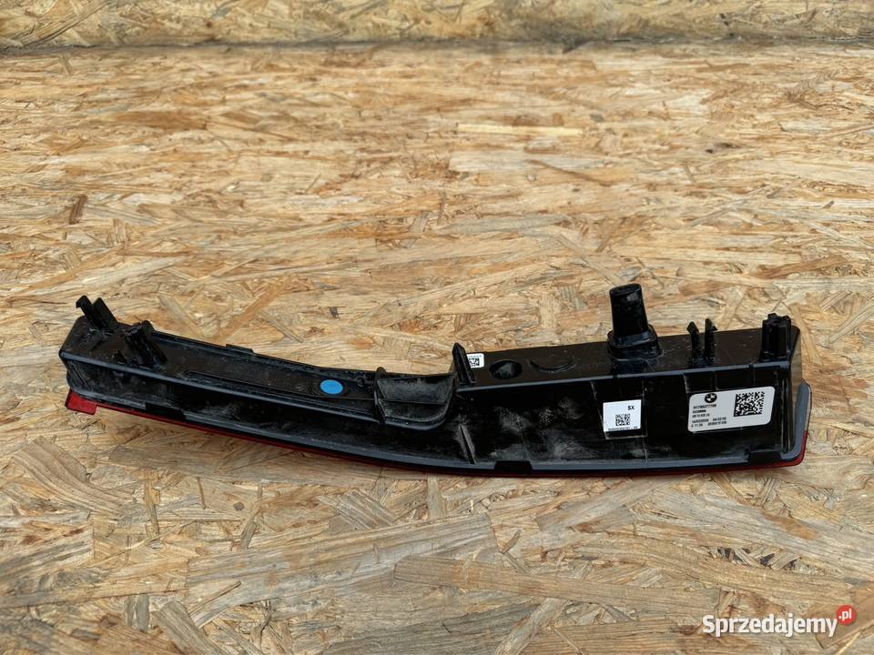 Lampa tył lewa LH w zderzak BMW iX i20 osobowe Lampy tylne Sieraków sprzedam