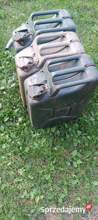 Kanistry metalowe 20 l z okresu PRL dostępne 3 sprzedam