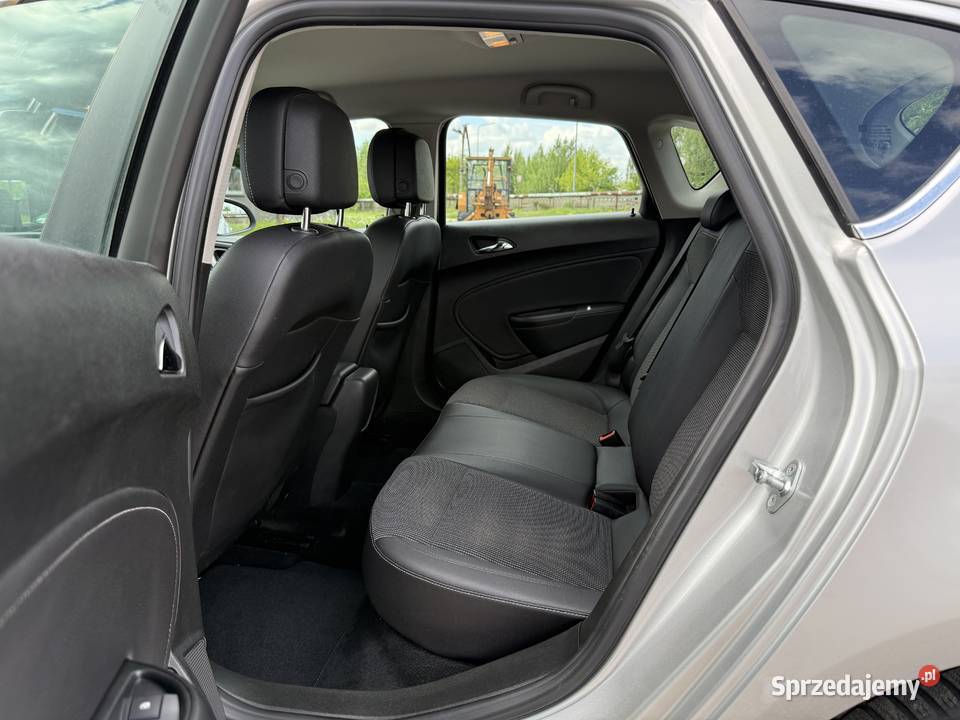 Opel Astra 14 BENZYNA Klimatronik Tempomat Nowy Samochody osobowe Konin