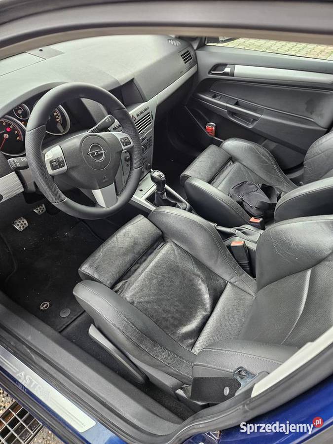 Opel Astra Kombi OPC 18 140 ESP Gomunice