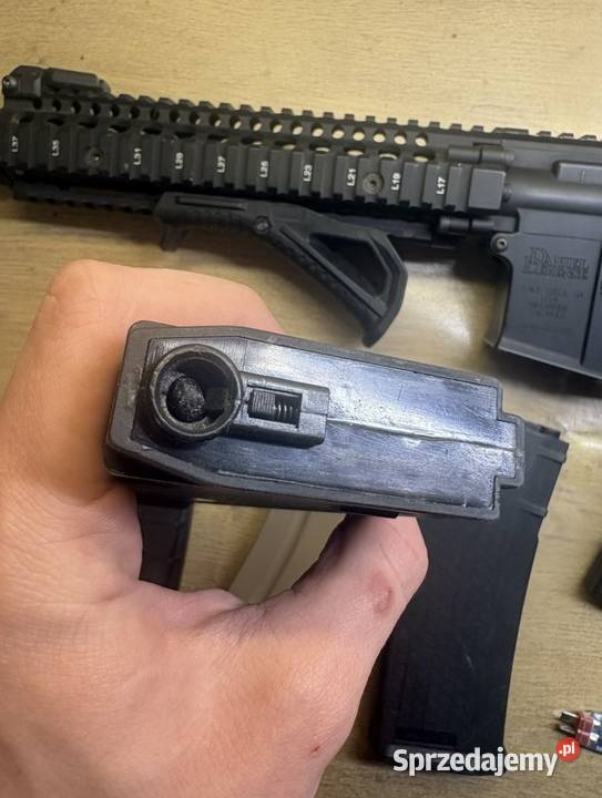 Replika karabinka Daniel Defense MK18 SAE19 EDGE