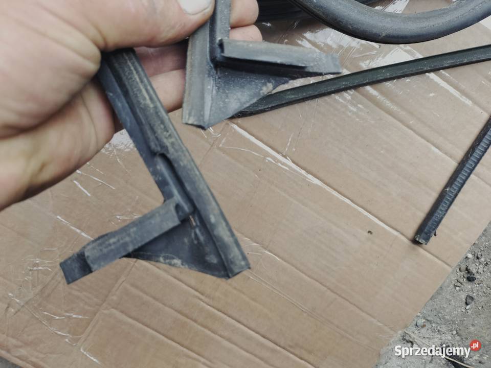 USZCZELKA USZCZELKI DRZWI FORD SIERRA Kamień-Kolonia sprzedam