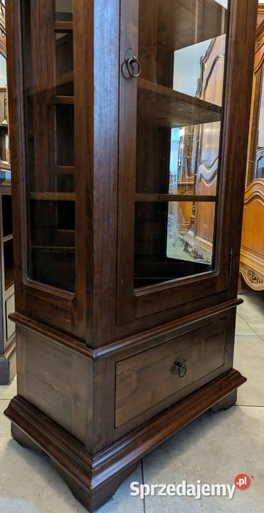 Nieduża witryna serwantka kolonialnasklep Antyki, Sztuka, Kolekcje Dąbrowa Górnicza