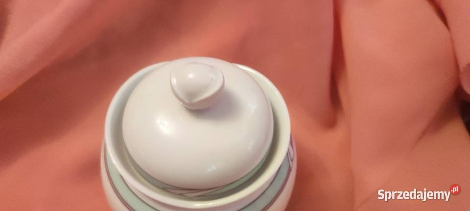 Śliczna cukierniczka bombonierka porcelana Porcelana i szkło Porcelana i szkło Wrocław