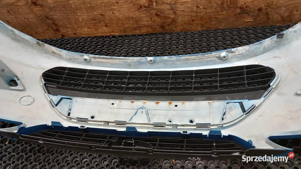 FORD FOCUS MK2 LIFT ZDERZAK PRZÓD Q8 HALOGEN