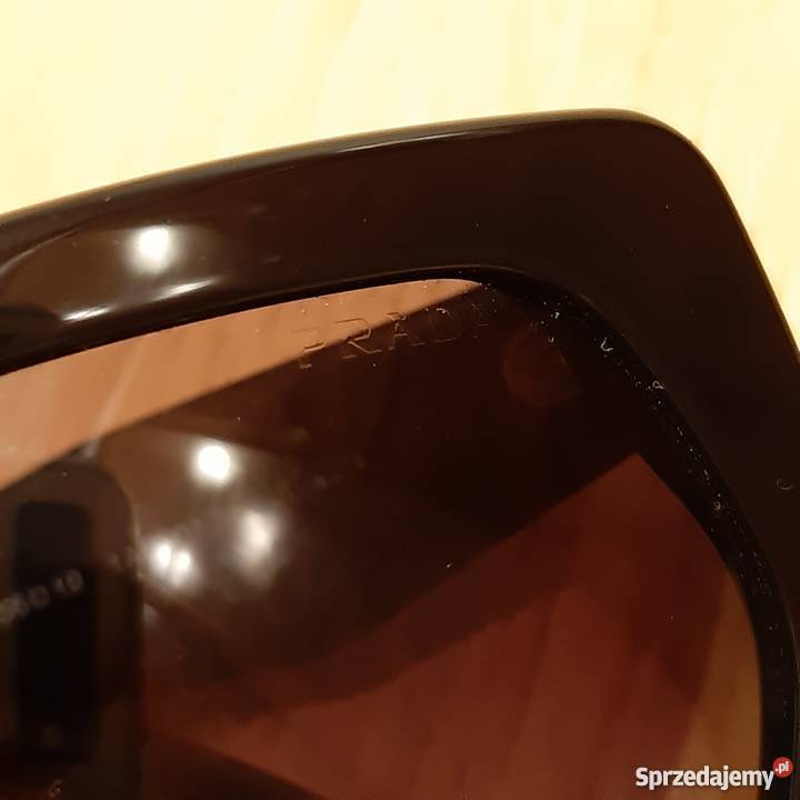 Sprzedam okulary przeciwsłoneczne PRADA 2 śląskie Częstochowa