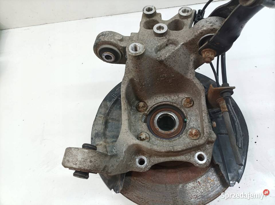 ZWROTNICA PRAWY TYŁ KL 32 B Jeep Cherokee V 2014 Zwrotnice świętokrzyskie