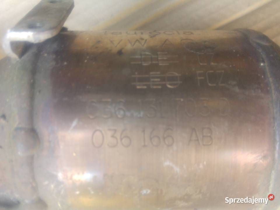 Seat Vw Skoda kolektor katalizator 036131703D osobowe Dębno