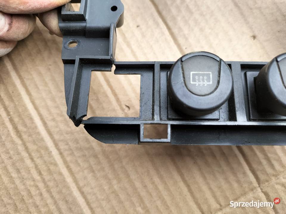 PEUGEOT 306 XN PANEL ŚRODKOWY RAMKA RADIA Kamień-Kolonia