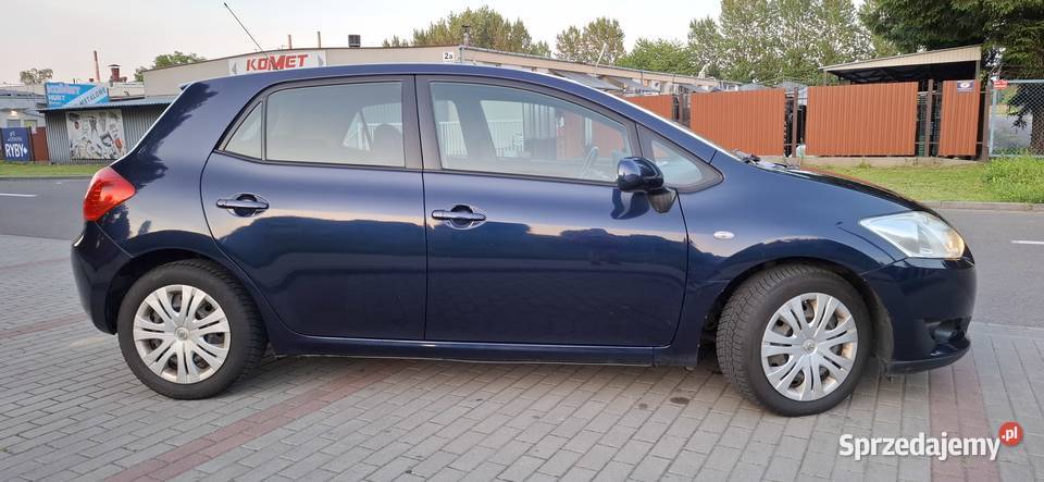 Toyota Auris 14 D4D bez DPFa i Dwumasy stan blokada skrzyni biegów Auris Rzeszów sprzedam