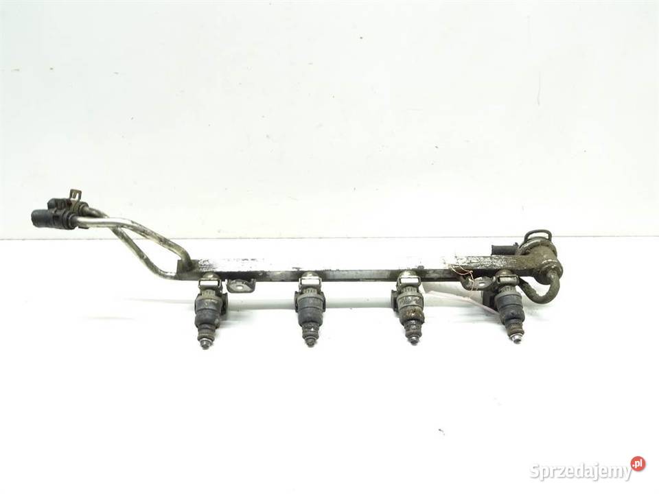 LISTWA WTRYSKOWA WTRYSKIWACZE AUDI A3 8L