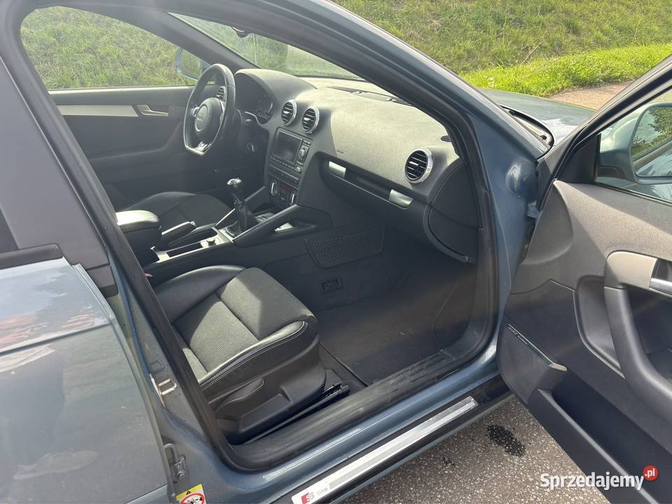 Audi A3 3x S line niski przebieg panorama xenon lakier metallic Jarosław