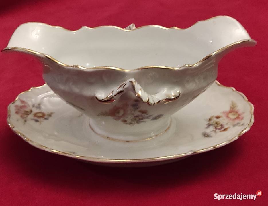 Sosjera
Styl Chippendale
Porcelana w białym Pabianice