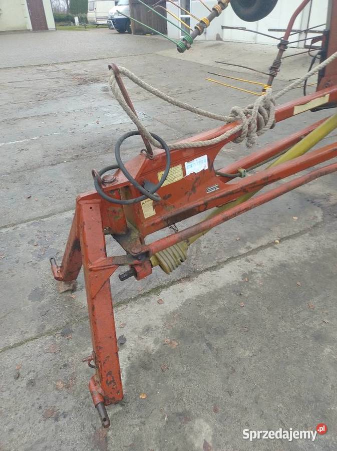 Zgrabiarka dwu karuzelowa Niemeyer es 620 uszkodzony mazowieckie
