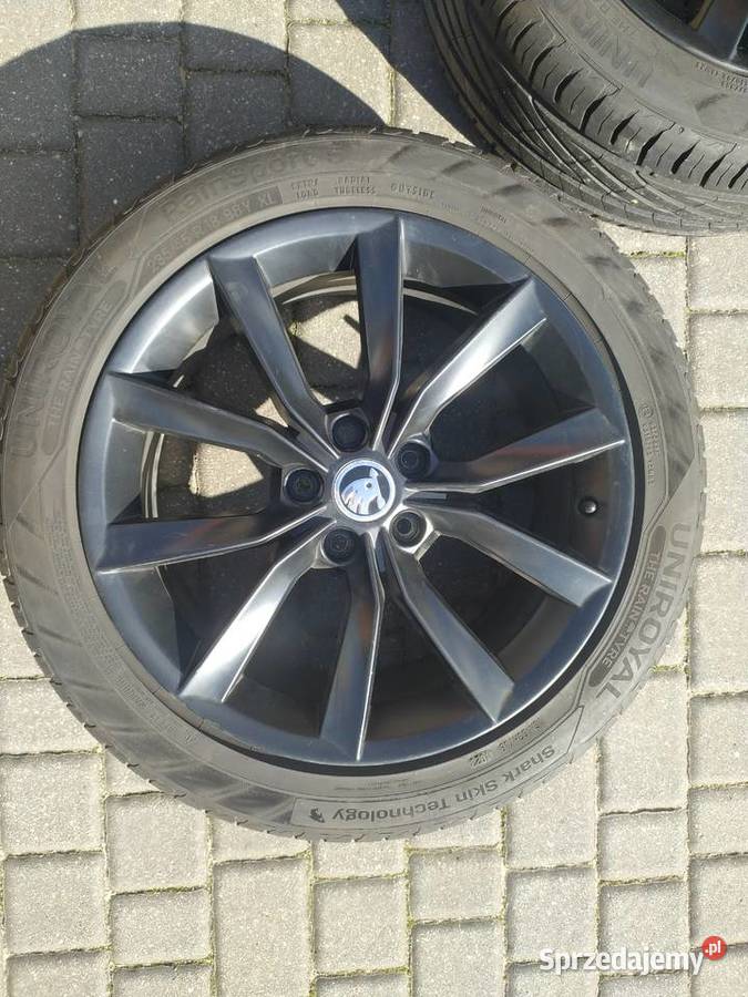 Oryginale felgi Skoda Modus 18 opony letnie Bytów