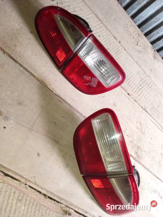 Sprzedam lampy Mercedes i SEAT Leon 1 panel Ptaszkowa sprzedam