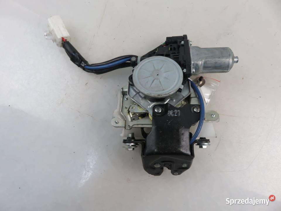 ZAMEK KLAPY LEXUS RX II 41232010080 osobowe małopolskie