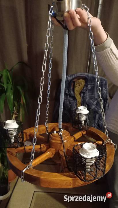 Żyrandol Końskie sprzedam