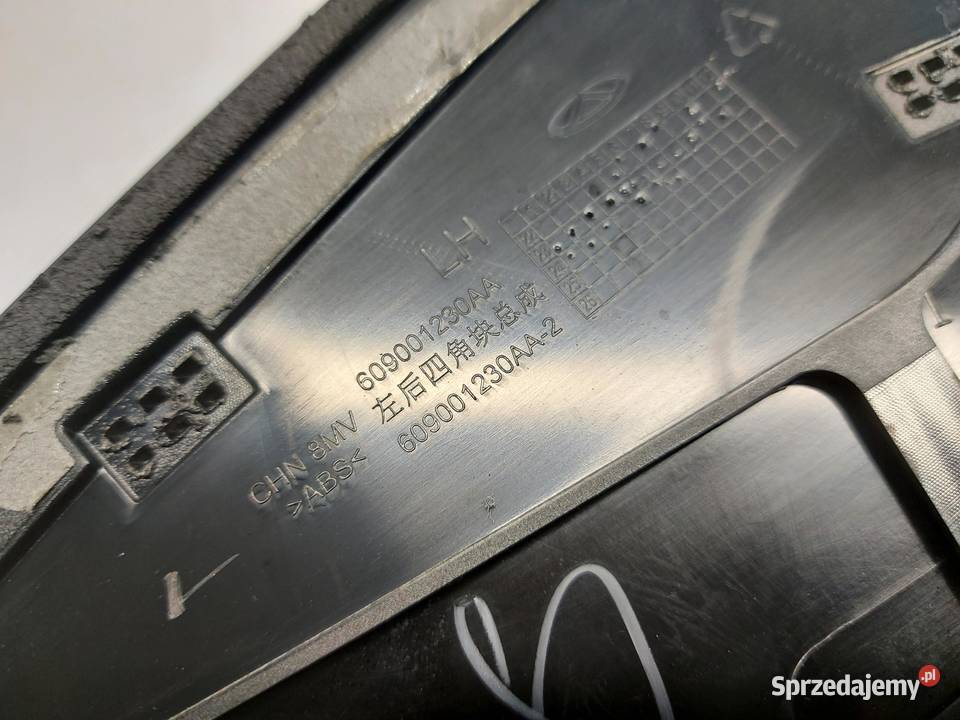 Chery Omoda 5 2024r listwa nakładka na błotnik Listwy i nakładki