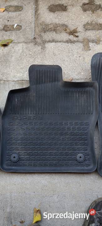 Dywaniki gumowe oryginalne Skoda Superb III pomorskie Starogard Gdański