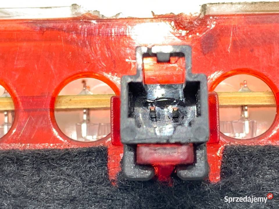 LAMPA STOP AUDI A4 B6 28427002 SedanLimuzyna podkarpackie