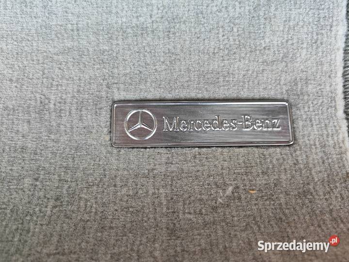 Oryginalny dywanik Mercedes CLK W208 C208 RHD Bolewice