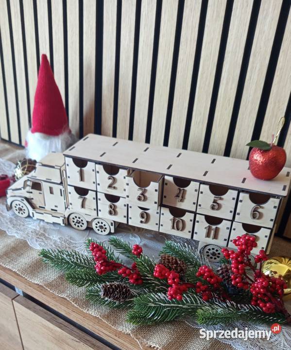 Kalendarz adwentowy CIĘŻAÓWKA Bełchatów