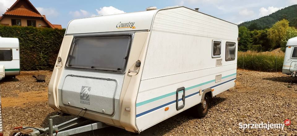 przyczepa kempingowa łóżka piętrowe campingowa śląskie Międzybrodzie Bialskie