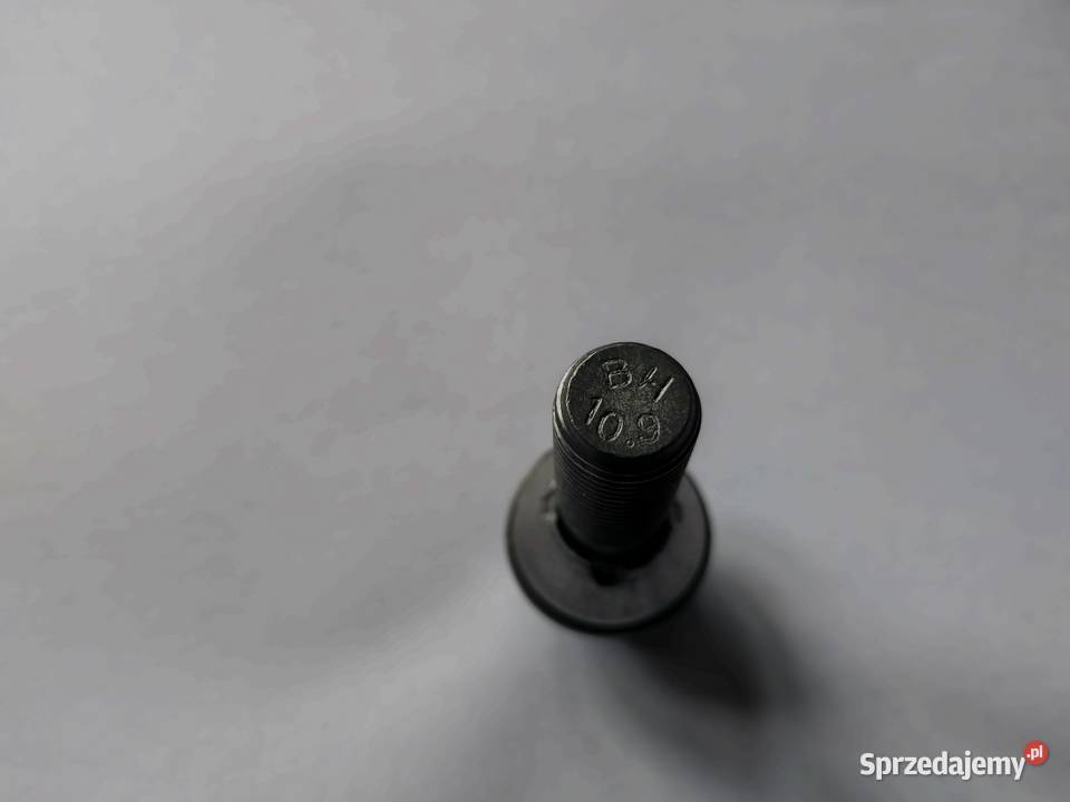 Szpilki śruby koła Volvo Poznań