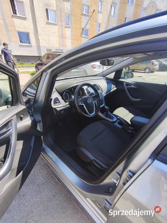 Opel Astra J Combi 17CDTI 2013r Samochody osobowe Gdańsk