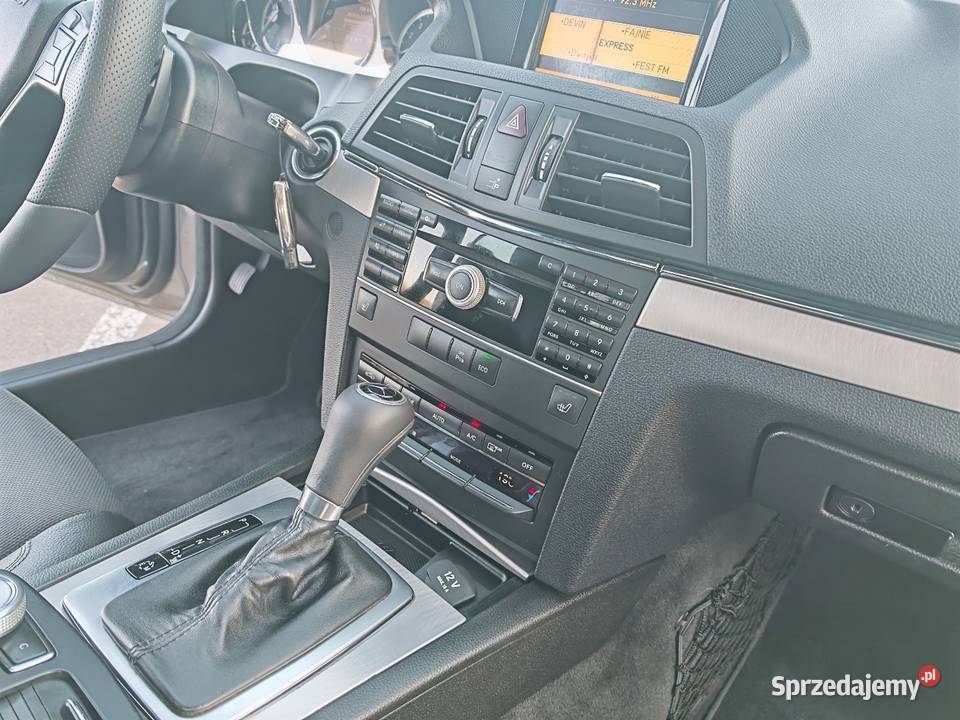 Mercedes Benz E klasa 18 CGI Kompresor 184 czujnik zmierzchu Grodziec