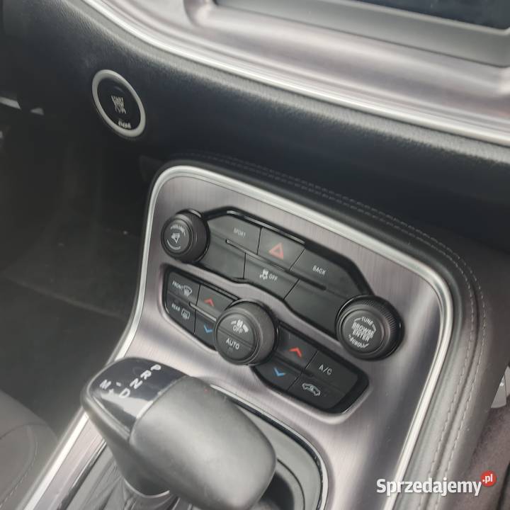 Dodge Challenger 36 SXT świętokrzyskie Końskie