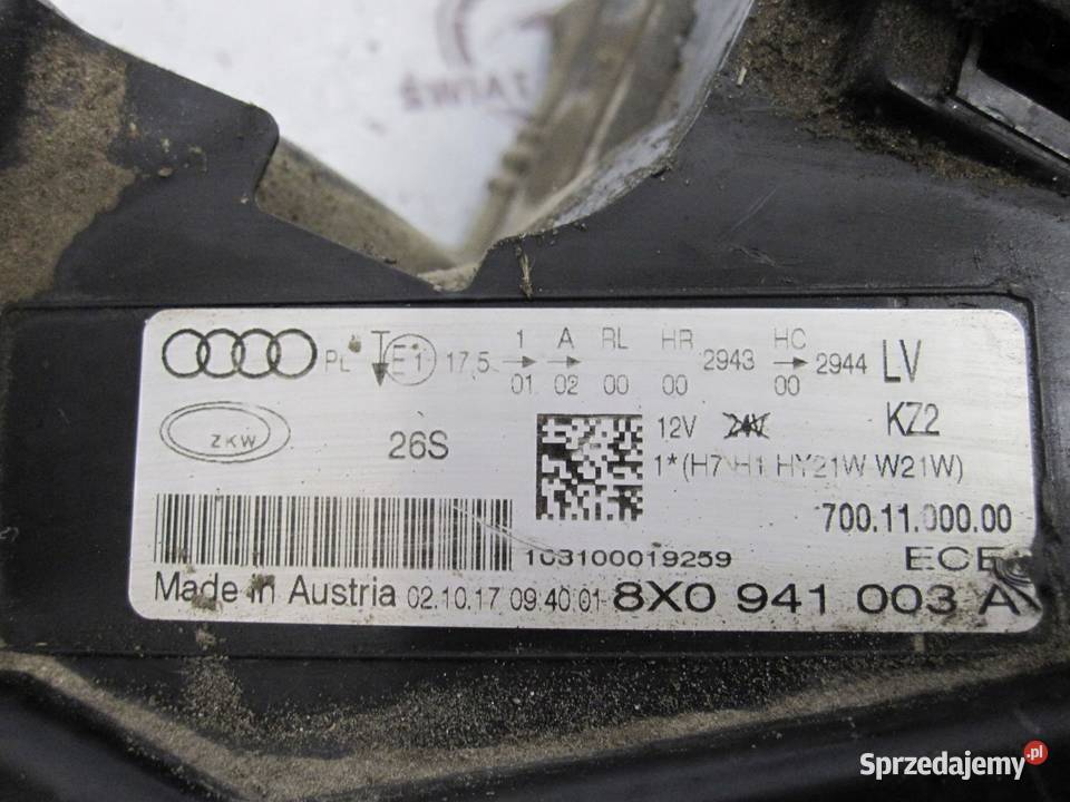AUDI A1 SLINE 12r lampa lewa przód 8X0941003A świętokrzyskie