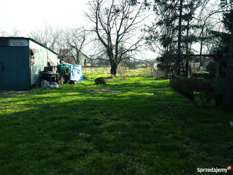 DOM ogród w cichej okolicy do zamieszkania sprzedam