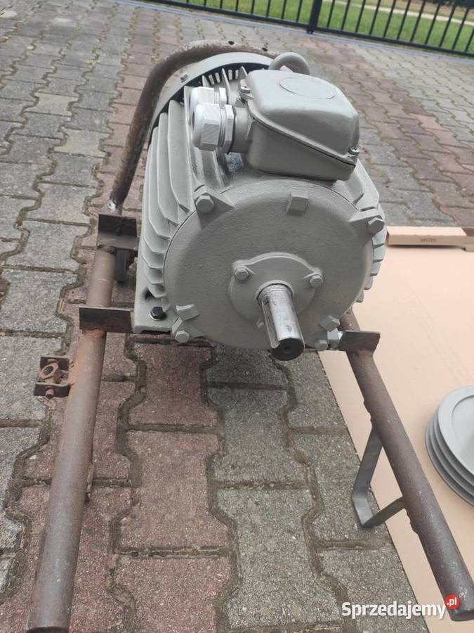 Silnik elektryczny 11kW 1450obr wał 38mm kabel