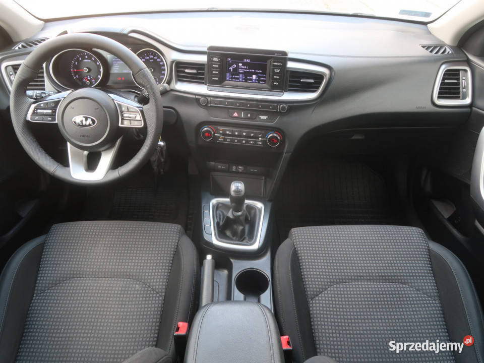 Kia Ceed 14 CVVT nieuszkodzony