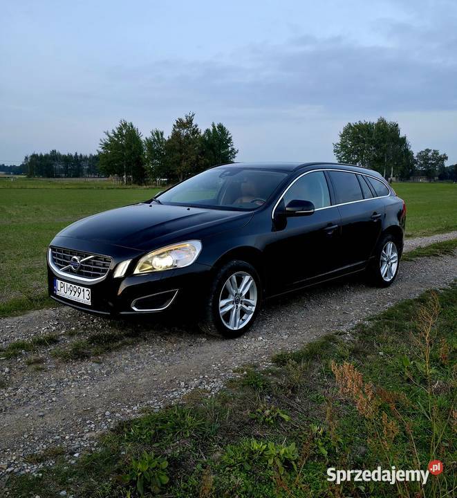 Volvo V60 16 D2 115 Oryginał Wersja Summum Puławy