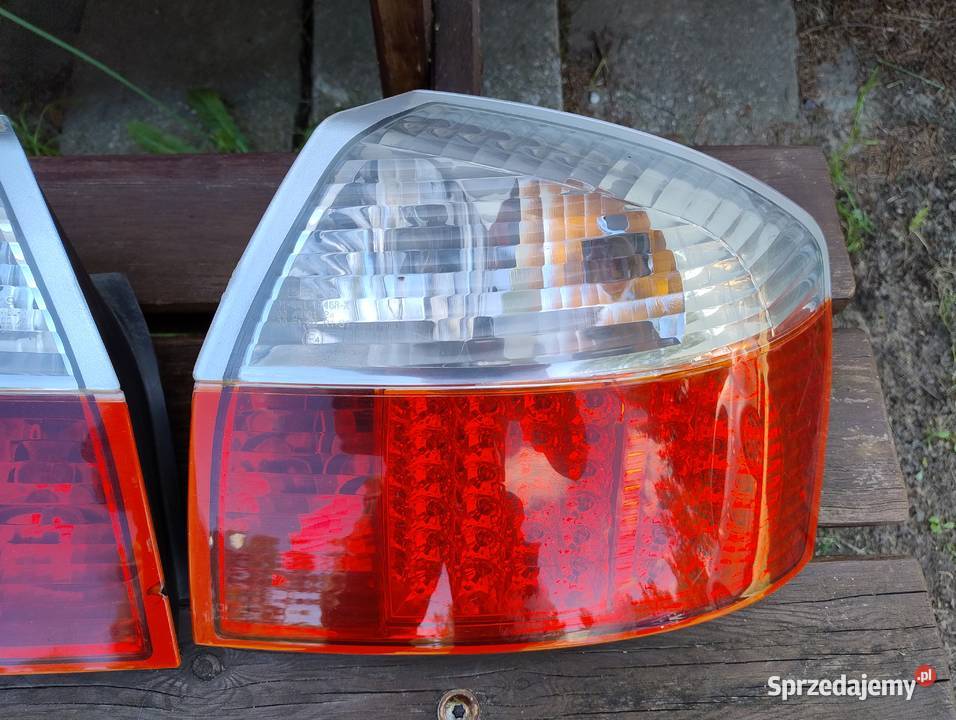 Lampa tył lewa prawa Audi A4 B6 osobowe łódzkie Krośniewice sprzedam