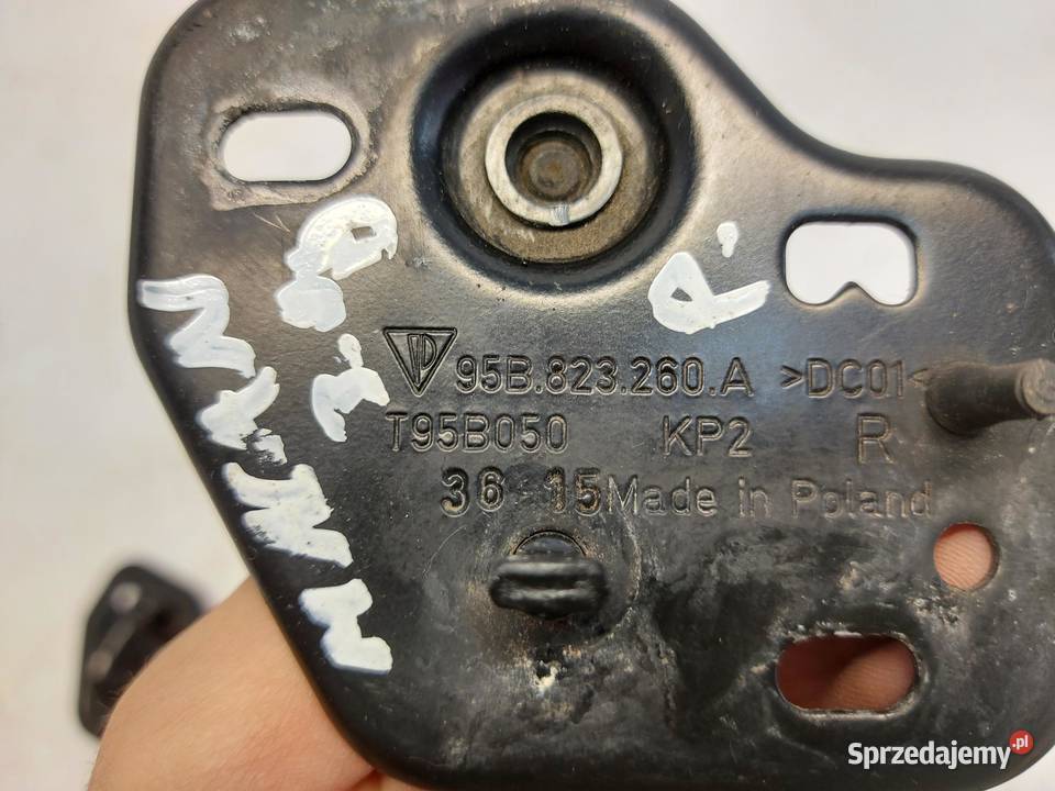 PORSCHE MACAN S 95B Rygiel maski prawy Zamki, wkładki i kluczyki dolnośląskie