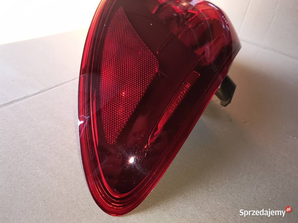 Mercedes Bklasa W246 lift 1118 Lampa tył tylna dolnośląskie