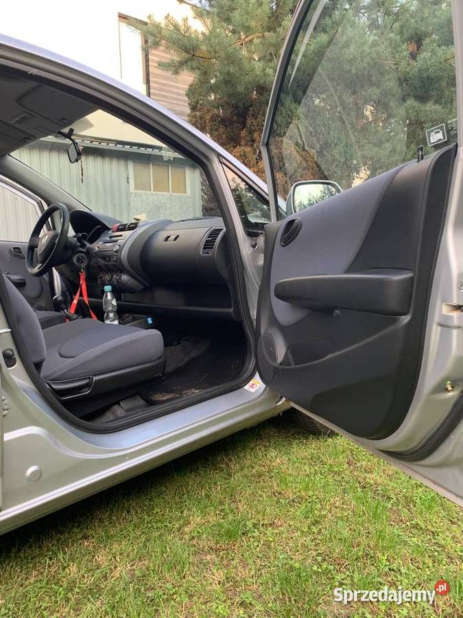 Honda Jazz 14 Rok produkcji 2002 Łomianki