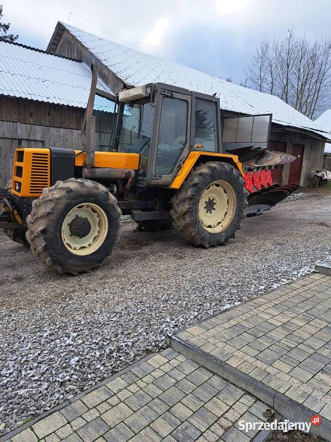 Sprzedam ciągnik rolniczy Renault 145 14 lubelskie Mościska
