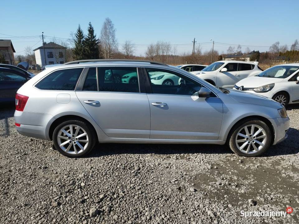 Skoda Octavia III 16 TDI KLIMA NAVI PDC STAN nawigacja śląskie Częstochowa