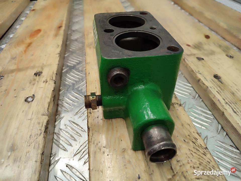 Obudowa termostatu R520362 silnika JOHN DEERE Wilkowo sprzedam