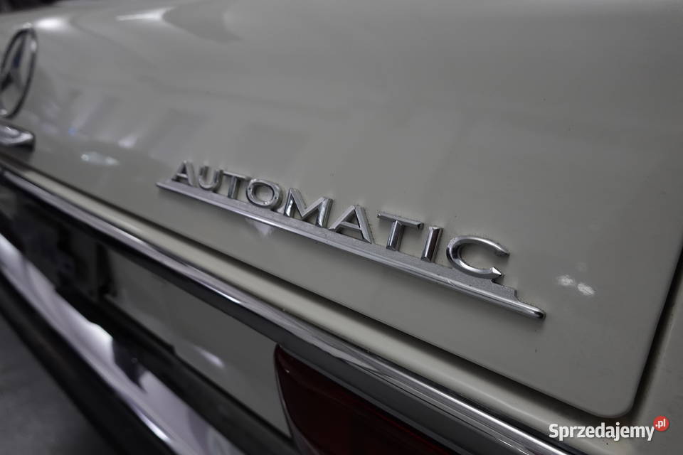 Mercedes W114 280E Automatic Klima z 1970 roku łódzkie Zgierz