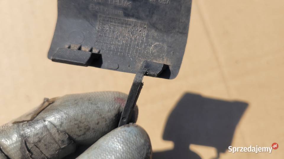 ZAŚLEPKA HAKA ZDERZAKA TYŁ VOLVO V50 30655871 27 śląskie Ruda Śląska